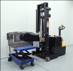 Apilador contrapesado con volteador frontal 16020-CD